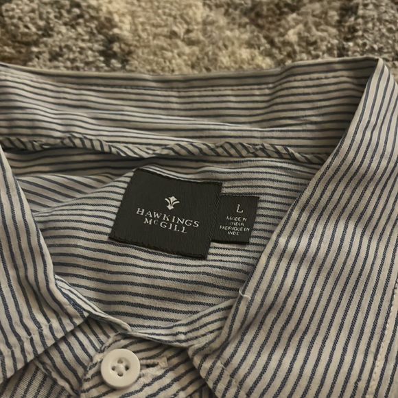 Button down - Picture 2 of 4